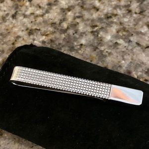 Tie clip